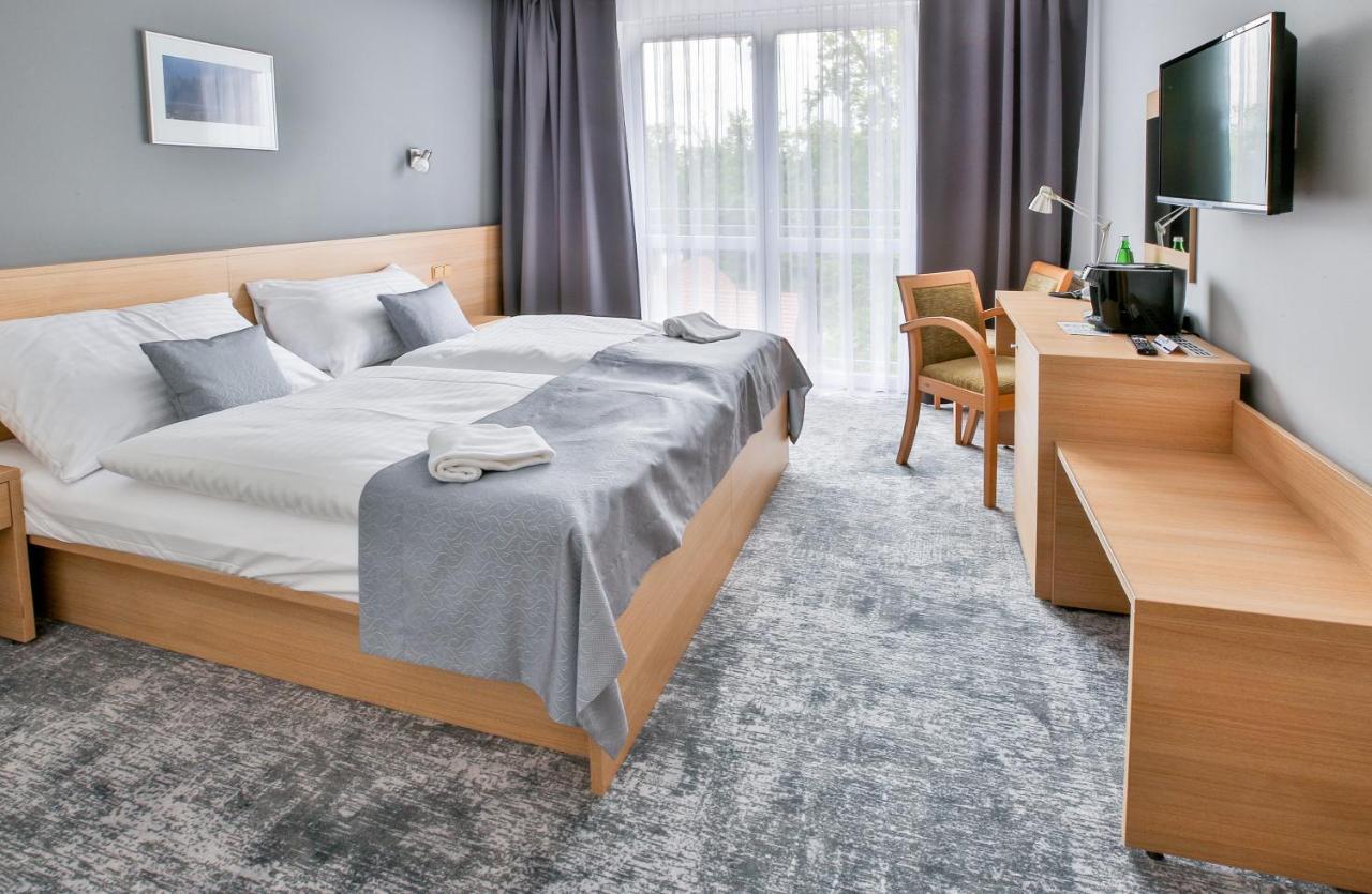 Lh Parkhotel Hluboka Nad Vltavou Congress & Wellness Екстериор снимка
