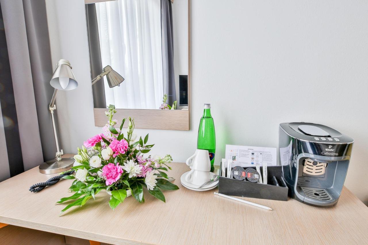 Lh Parkhotel Hluboka Nad Vltavou Congress & Wellness Екстериор снимка